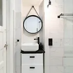 Glamorous And Brand New 2 Bedroom Kraków